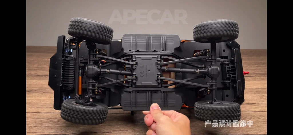 JXC LR1201 1:12 RC crawler 4WD chassis and suspension layout